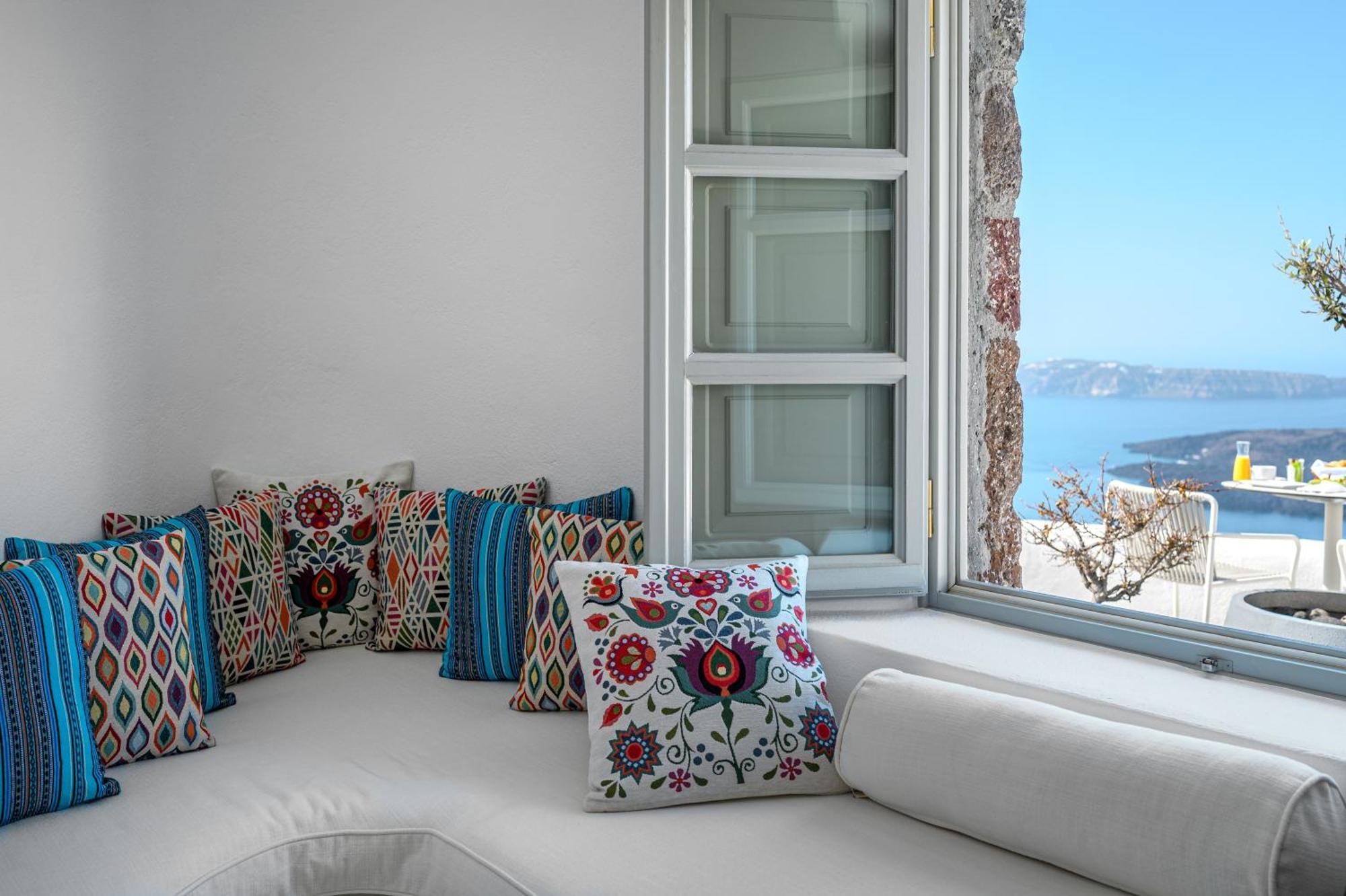 Iconic Santorini, A Boutique Cave Hotel By Sandglass Imerovigli  Room photo