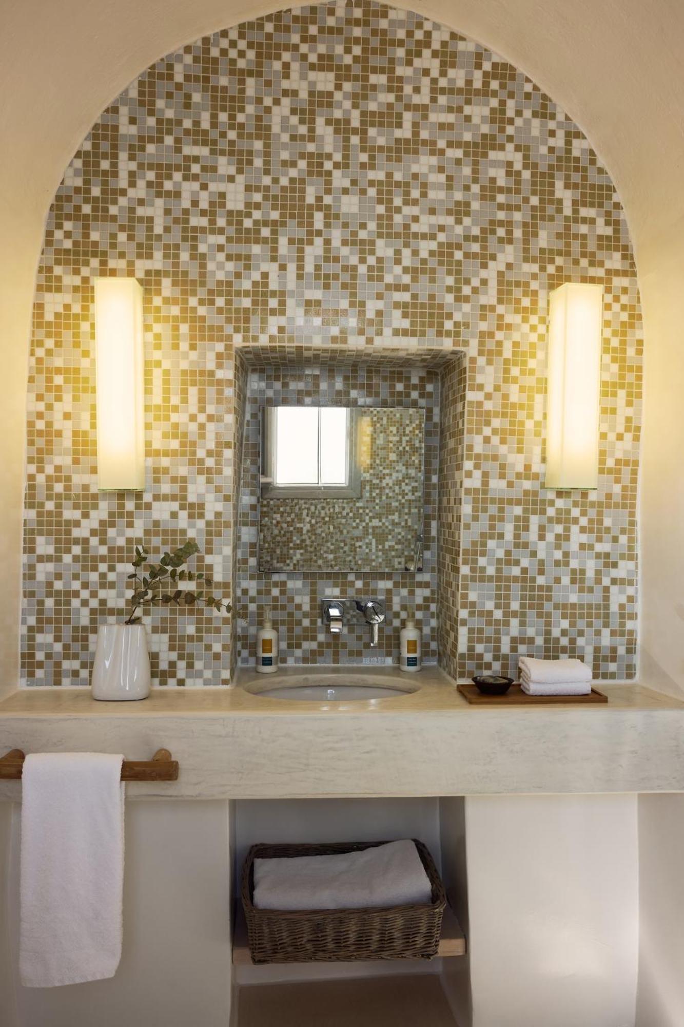Iconic Santorini, A Boutique Cave Hotel By Sandglass Imerovigli  Exterior photo